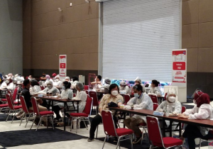 Jakarta expedites fourth-dose vaccination for elderly, health workers