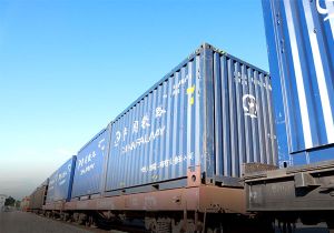Railway transport sees Laos bananas reach China unspoiled