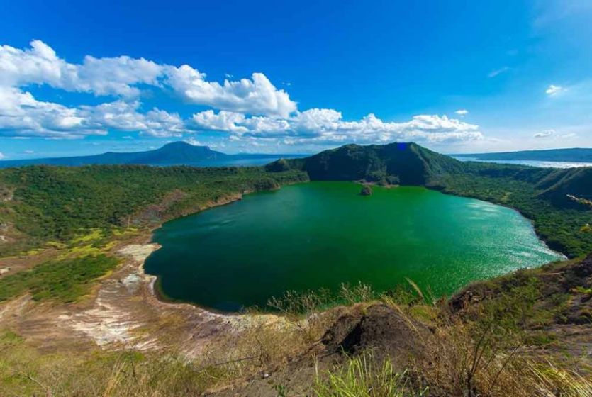 20 Famous  Landmarks in Philippines