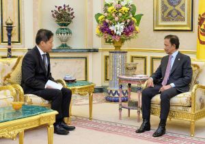 The outgoing Cambodian ambassador bid farewell to the Sultan and Crown Prince of Brunei