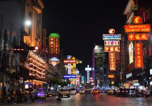 Bangkok Tightens Covid Measures as City Expects Tourist Influx