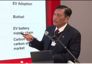 Indonesia to stop fossil fuel imports by 2045