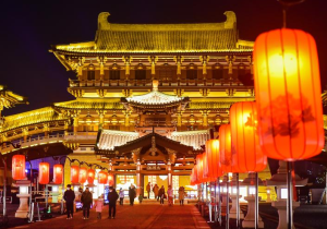 People enjoy Spring Festival atmosphere across China
