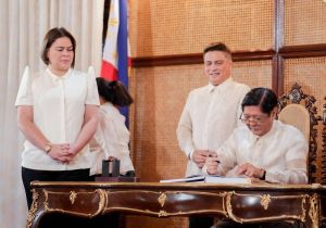 PH President signs EO reorganizing the Presidential Communications Office 