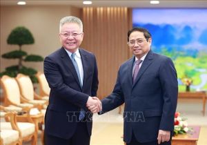 Vietnamese PM suggests stronger cooperation between Vietnamese, Chinese localities