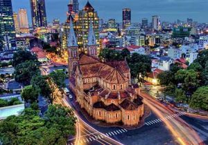 UK supports regional financial and business center development in Vietnam