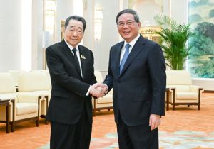 Chinese Premier meets senior chairman of Thailand's CP Group