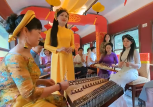 Listen to Hue songs and enjoy the scenery on the most beautiful railway in Vietnam   