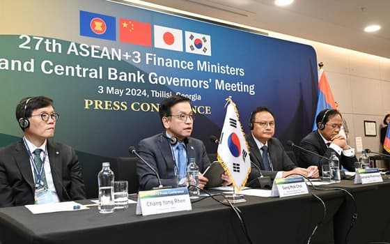 ASEAN Plus Three Bolsters Financial Safety Nets Amid Challenges