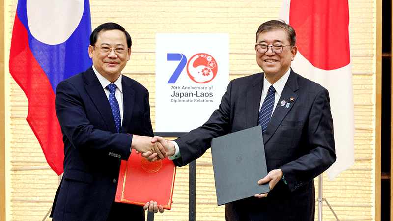 Lao, Japanese PMs hail 70th anniversary diplomatic ties