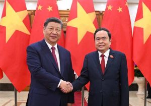 Chinese President  Meets with Chairman of the National Assembly of Viet Nam  