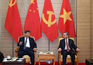 Xi Jinping Bids Farewell to General Secretary of the Communist Party of Viet Nam Central Committee To Lam