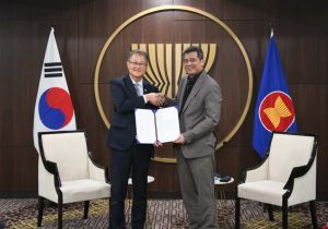 Deputy Secretary-General of ASEAN meets with Ambassador of South Korea to ASEAN