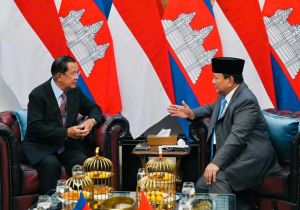 President of the Senate and former Prime Minister of Cambodia pays an official visit to Indonesia