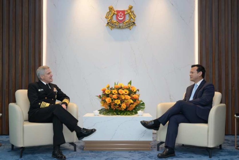 Commander of the United States Pacific Fleet Makes Introductory Visit to Singapore