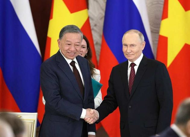 Vietnam, Russia adopt major orientations to chart course for bilateral ties