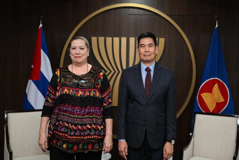 Deputy Secretary-General of ASEAN meets with Ambassador of Cuba to ASEAN