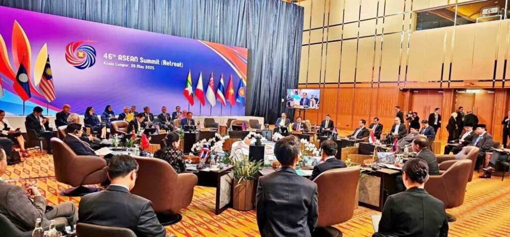 Permanent Secretary of the Ministry of Foreign Affairs of Myanmar attends the 46th ASEAN Summits and Related Meetings 
