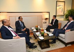 Malaysia Minister of Defence Meets Singapore Minister for Defence