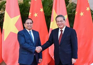 Chinese premier meets Vietnamese Prime Minister