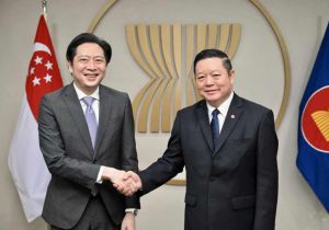 Secretary-General of ASEAN meets with the Permanent Representative of Singapore to ASEAN