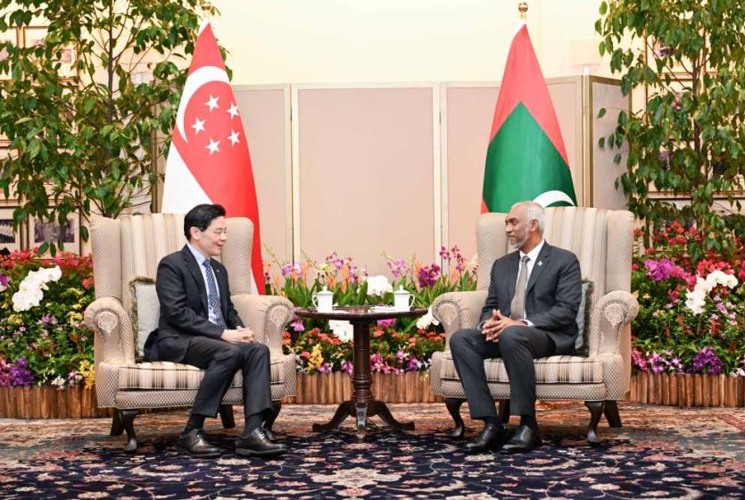 President of Maldives meets Prime Minister of Singapore