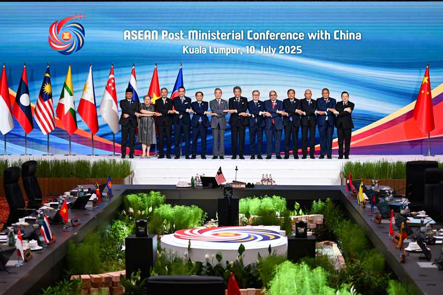 China-ASEAN Foreign Ministers' Meeting Held in Kuala Lumpur