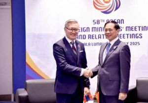 Vietnamese Deputy PM,FM meets with Thai, Lao, Cambodian Foreign Ministers