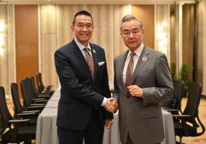 Chinese Foreign Minister Wang Yi Meets with Malaysian Foreign Minister Mohamad Hasan