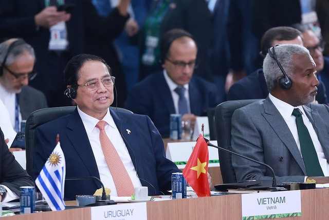 Vietnamese Prime Minister calls for inclusive approach to protect environment and public health