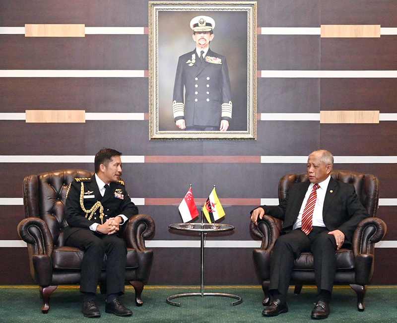  Brunei Minister of Defence II  receives courtesy call from the Chief of Defence Force of Singapore Armed Forces 