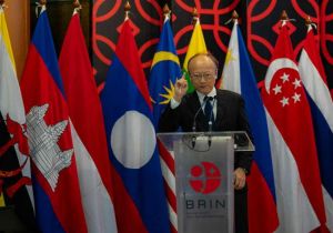 ADB President Calls for Increased Innovation Investment at STS Forum  in Jakarta