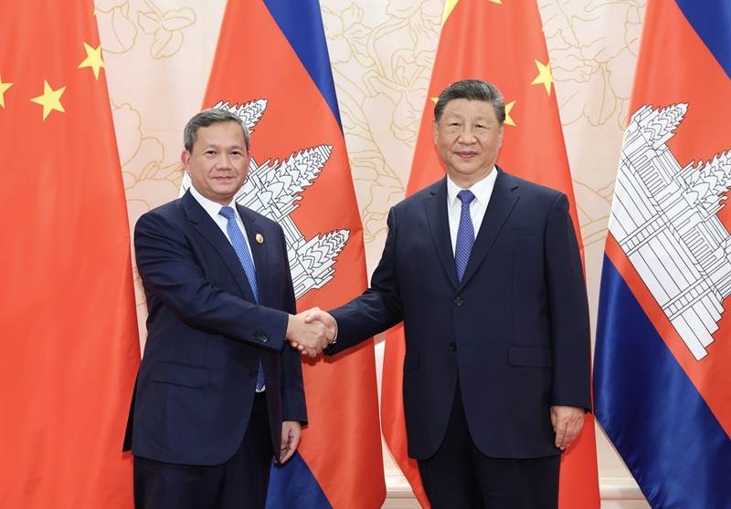 Chinese President Xi Jinping Meets Cambodian Prime Minister Hun Manet
