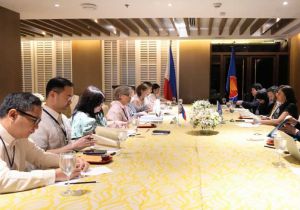 Deputy Secretary-General of ASEAN meets with the Philippines’ SOM Leader  