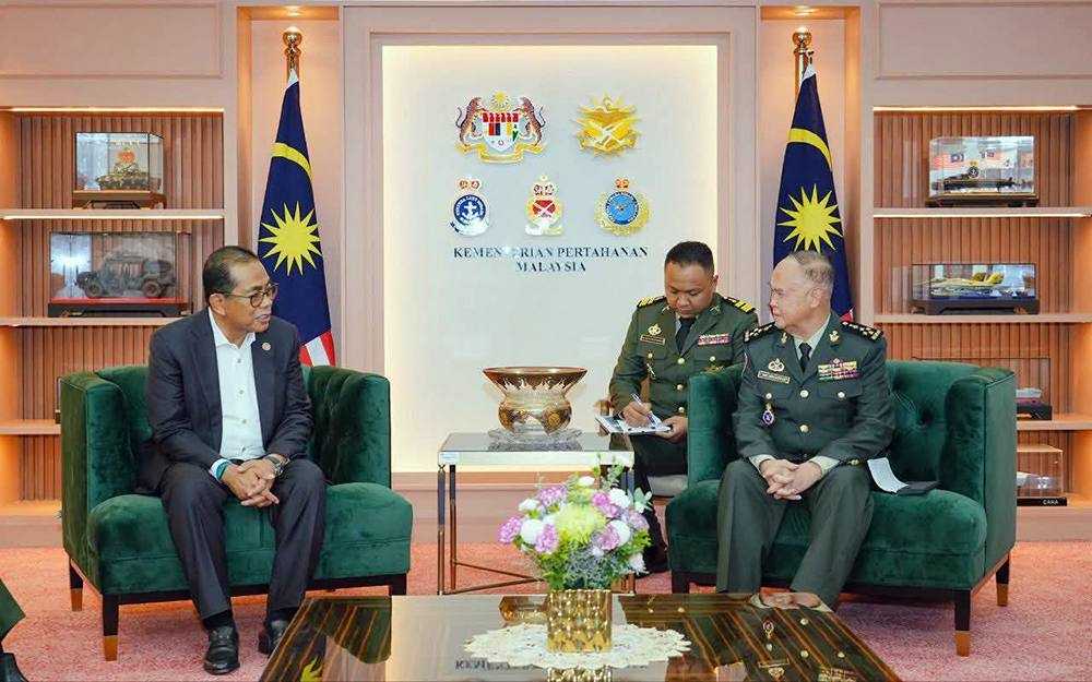 Cambodia, Malaysia Seal Defence Cooperation Agreement