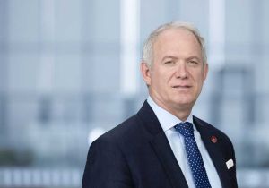 Andrew Cross to Depart as AIIB Chief Financial Officer