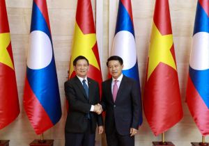 Laos and Vietnam Strengthen Comprehensive Cooperation
