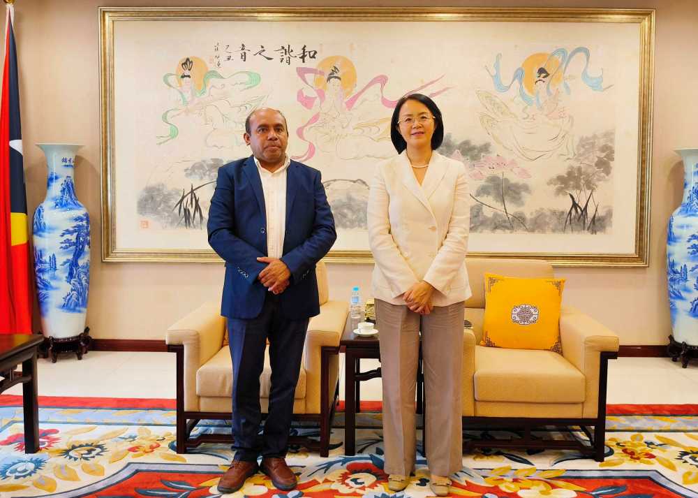 Chinese Ambassador to Timor-Leste Meets With President of RAEOA Regio da Cruz Salu