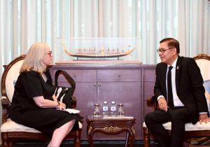 Thai Foreign Minister Seeks Clarification on US Announcement to Pause the Issuance of Immigrant Visas