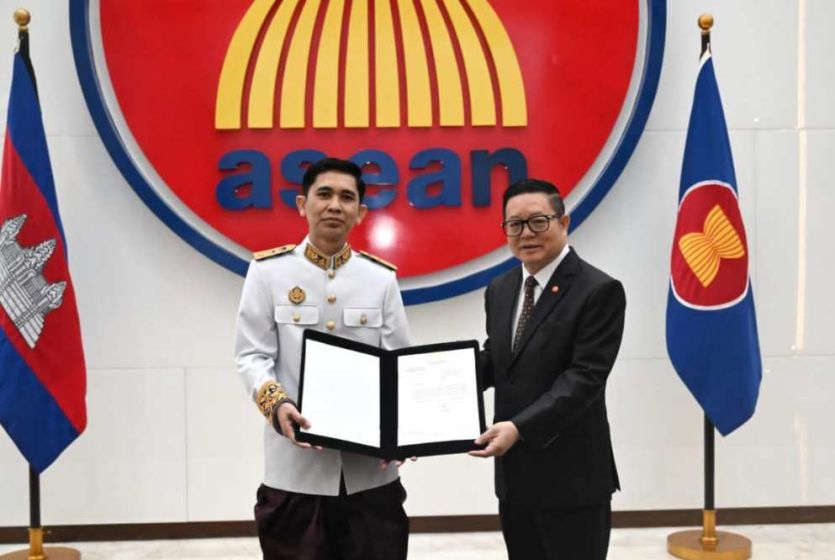 Permanent Representative of Cambodia to ASEAN Presents Letters of Credence to the Secretary-General of ASEAN