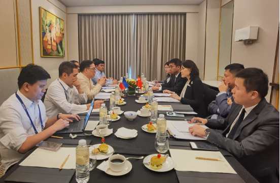 Philippines, China Exchange Views at Sidelines of ASEAN Senior Officials&rsquo; Meeting