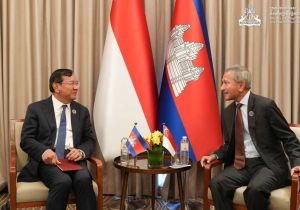 Cambodia and Singapore Strengthen Bilateral Ties