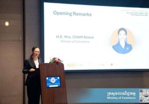 Cambodian Commerce Minister Encourages Private Sector to Jointly Promote Trade and Export Market Expansion