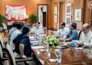 PH President orders agencies to submit progress reports every two weeks to fast-track priority projects