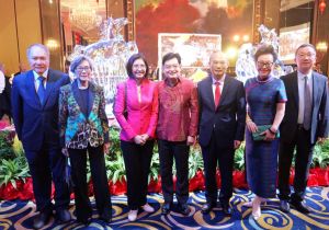 Chinese Embassy in Singapore Hosts Chinese New Year Reception