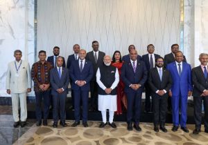 Indian PM interacts with distinguished members of the Indian diaspora in Malaysia
