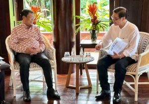 Myanmar delegation led by Foreign Minister holds retreat meeting with delegation led by Thai Foreign Minister 