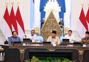 Indonesian President Prabowo Opens National Discussion to Anticipate Global Geopolitical Impacts   