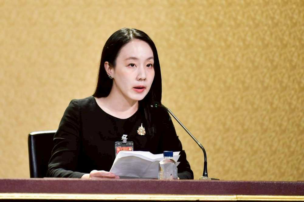 Thai PM orders public agencies to work from home except public service operations