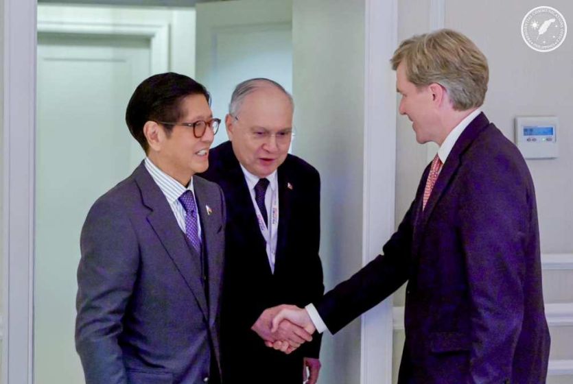PH President meets US defense officials to enhance partnership